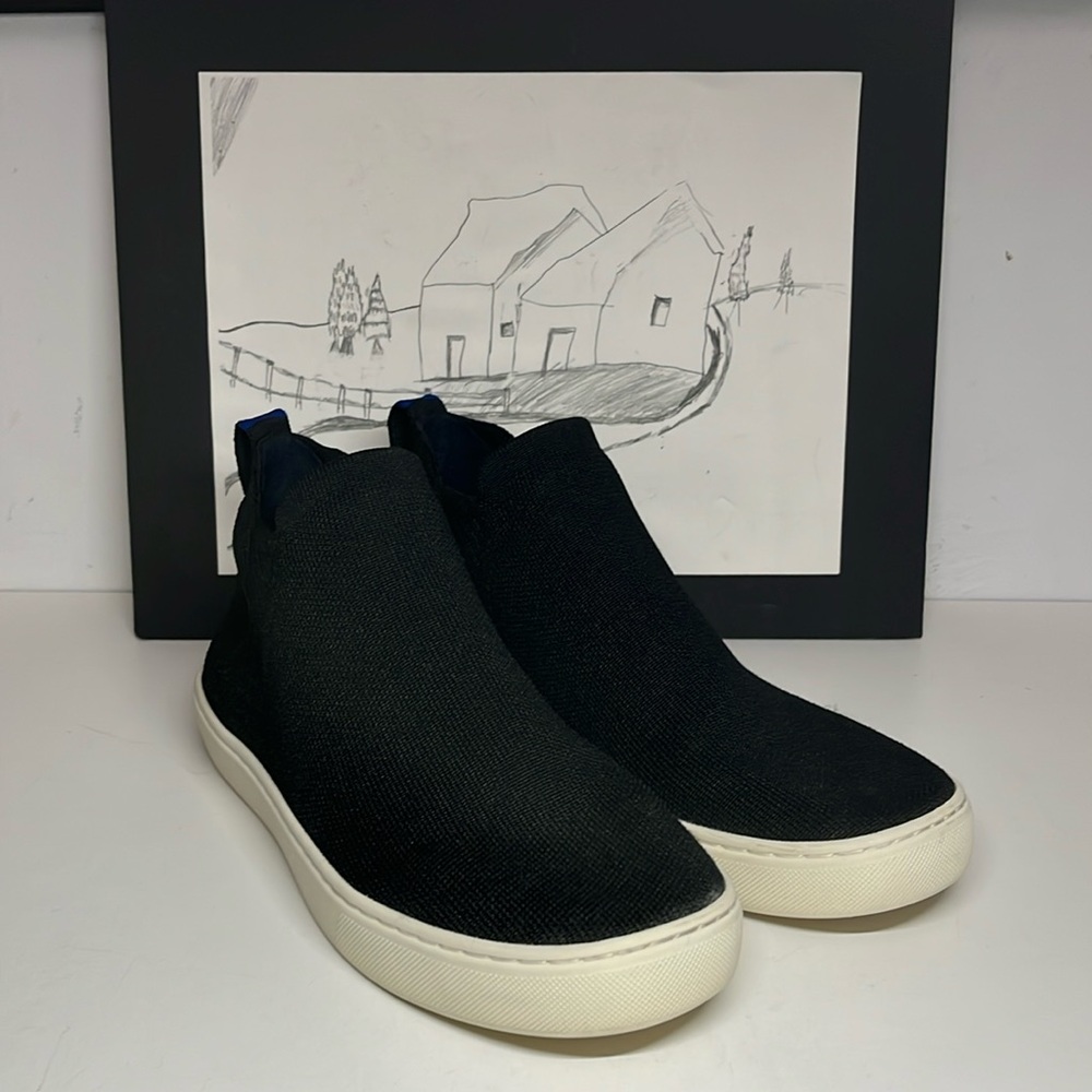 Rothy’s Chelsea Ankle Bootie Women’s Size 8.5